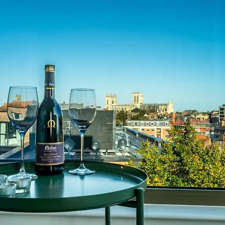 Cityscape @ Ryedale House * Йорк